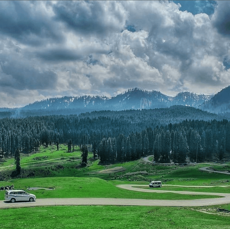 Panoramic View of Doodhpathri Panoramic mountain view of Doodhpathri Kashmir